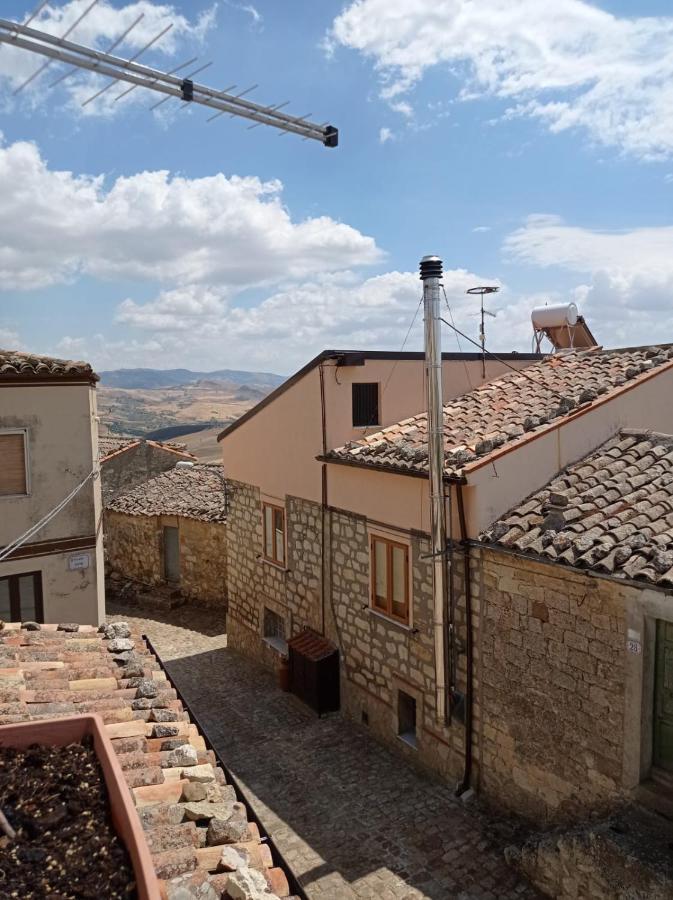 Casa Vacanze Borgo Gulini Da Anna Petralia Soprana Exterior photo